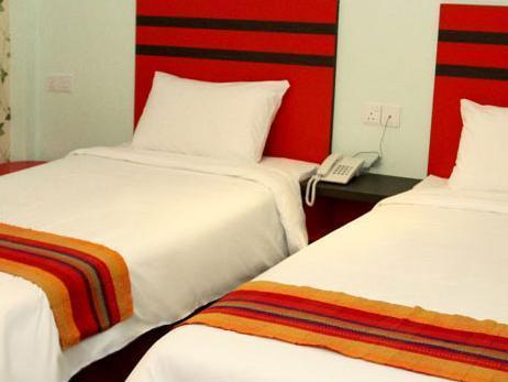 Est Penang Hotel Bayan Lepas Buitenkant foto